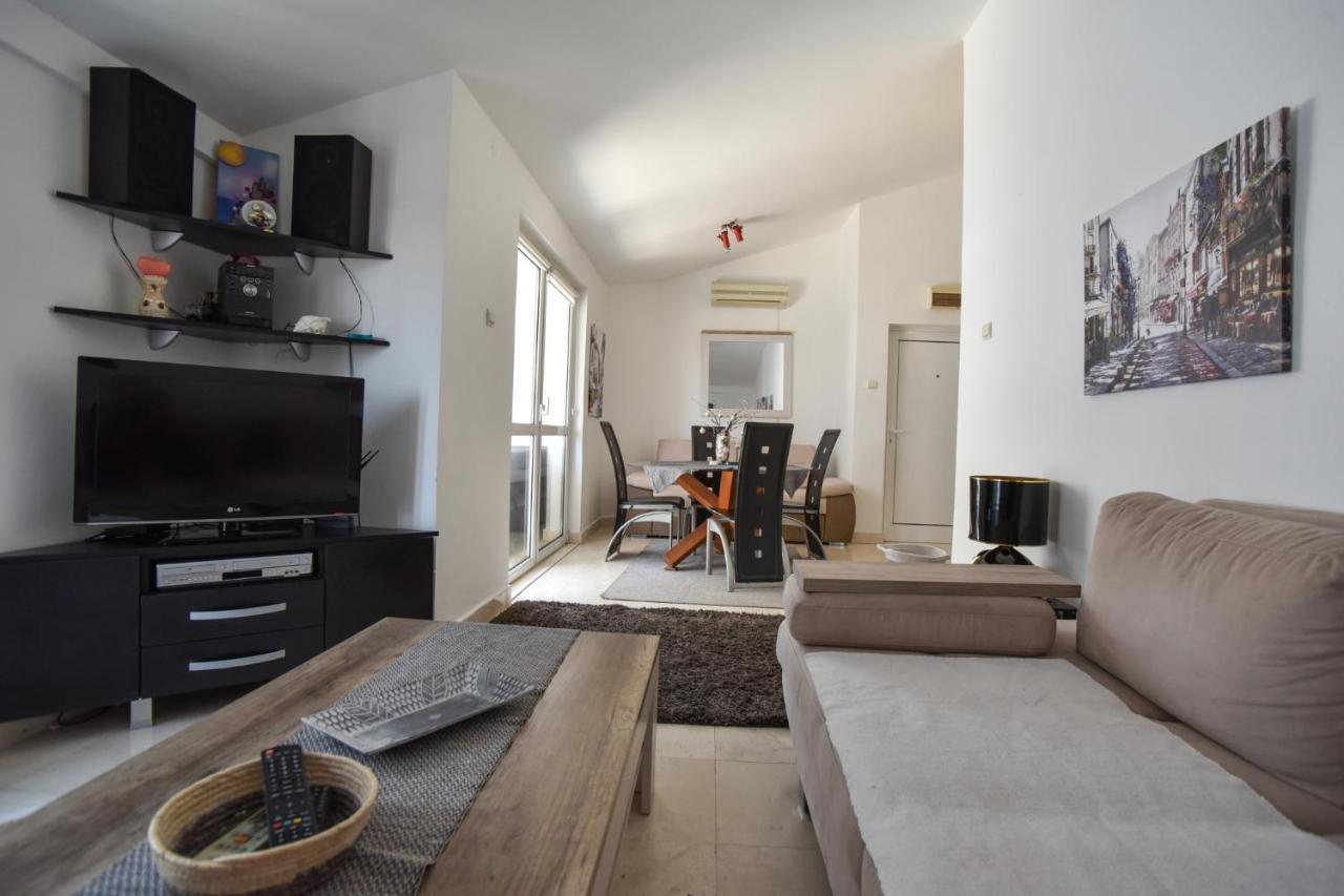 Sea View Flat W Balcony 10 Min To * Budva