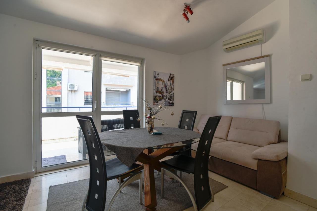 Sea View Flat W Balcony 10 Min To Apartman *