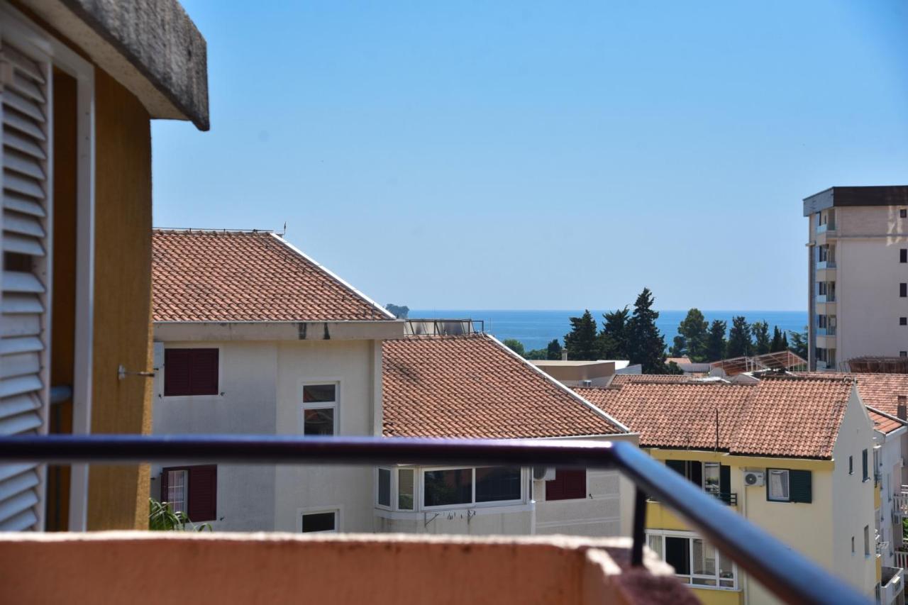 Sea View Flat W Balcony 10 Min To *